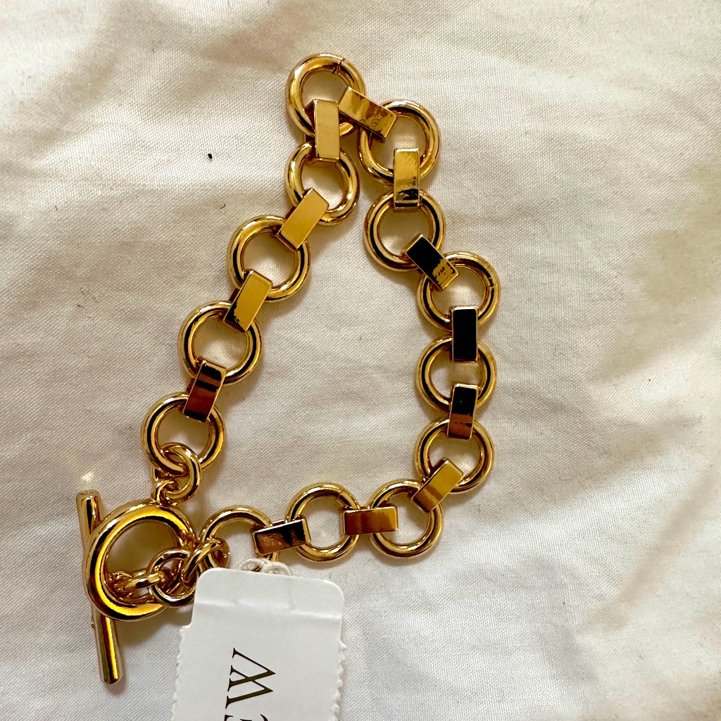 Crew Braclets With Tags